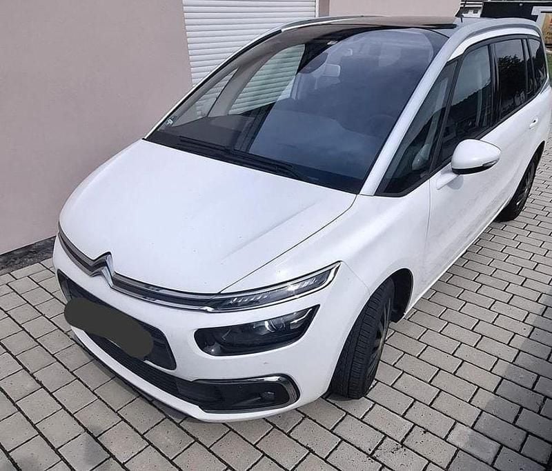 Weiß Gebraucht 2019 Citroën C4 SpaceTourer Feel Van / Kleinbus | 16.500 € (Etwas zu teuer) - Bild 1/4