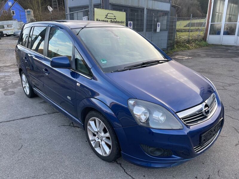 Blau Gebraucht 2011 Opel Zafira Design Edition Van / Kleinbus | 2.999 € (Superpreis) - Bild 1/4