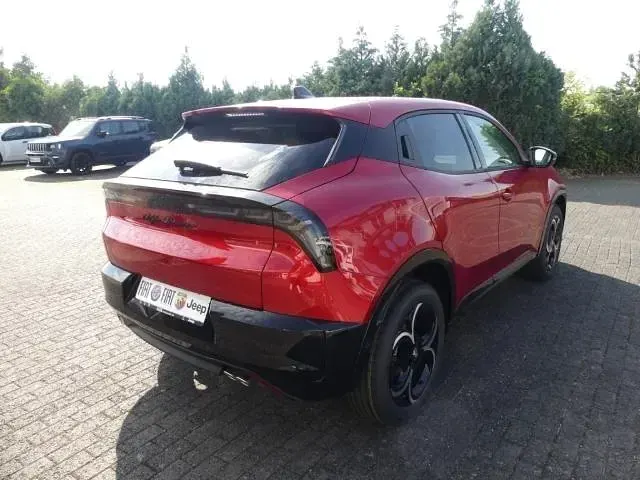Neu Alfa Romeo Junior Ti 145 PS (106 kW) 2026 Rosso brera metallic 3schichtlackierung (rot) SUV