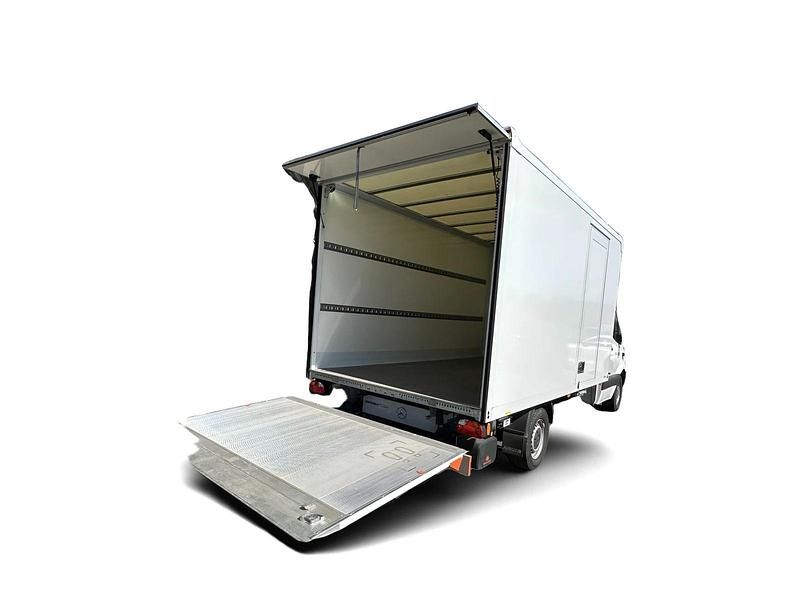 Gebraucht Mercedes Sprinter 169 PS (124 kW) 2023 Weiss Van