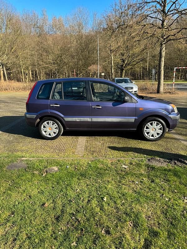 Gebraucht Ford Fusion 96 PS (70 kW) 2005 Violet Kleinwagen