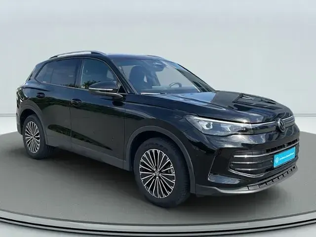 Gebraucht VW Tiguan 150 PS (110 kW) 2025 Schwarz SUV