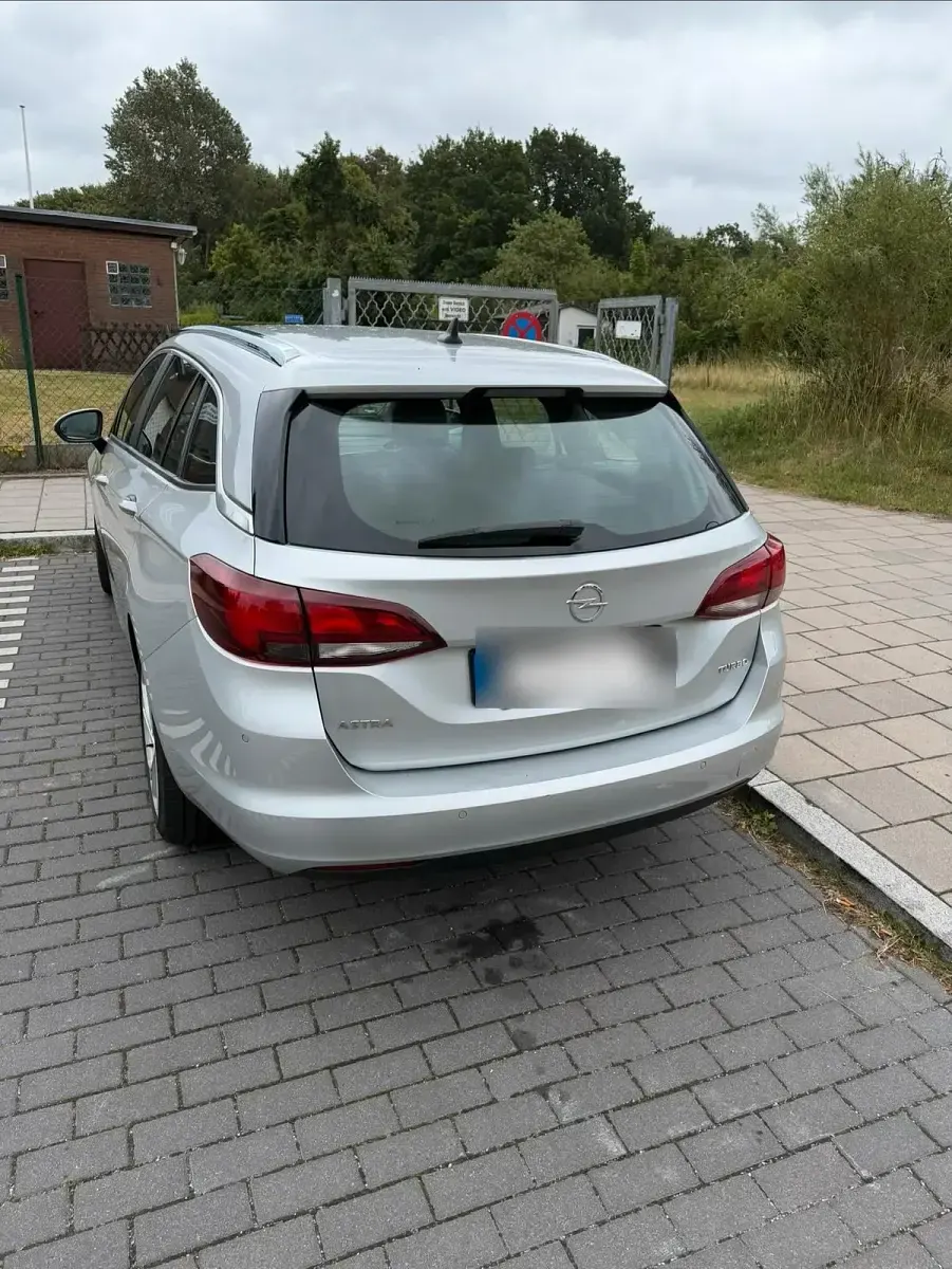 Gebraucht Opel Astra 125 PS (91 kW) 2017 Silber Kombi