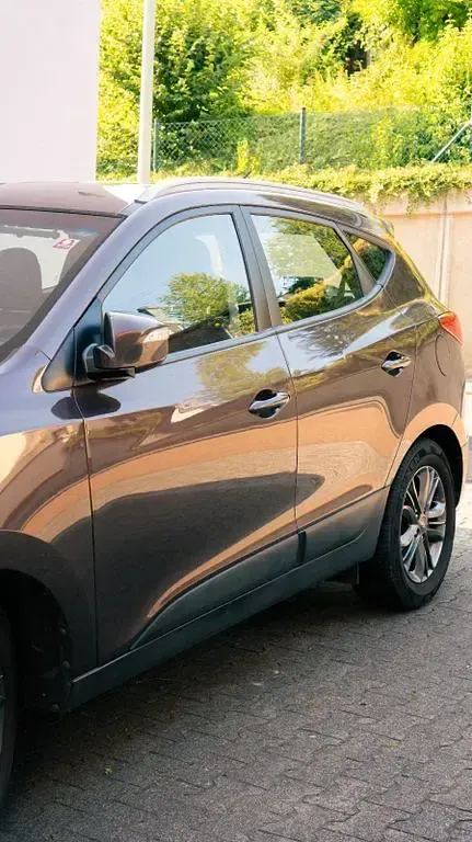 Gebraucht Hyundai ix35 136 PS (100 kW) 2013 Braun SUV