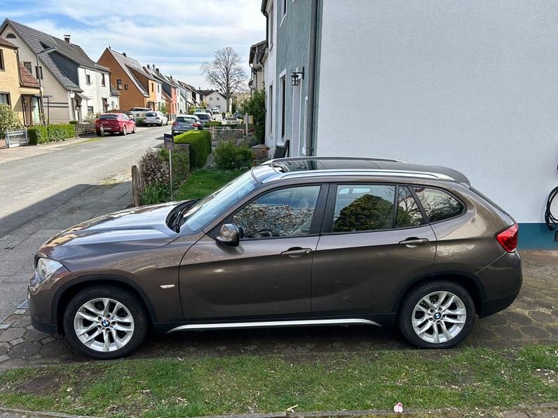 Gebraucht BMW X1 177 PS (130 kW) 2010 Braun SUV