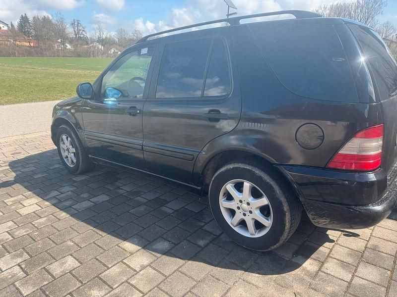 Gebraucht Mercedes ML320 1997 Schwarz SUV