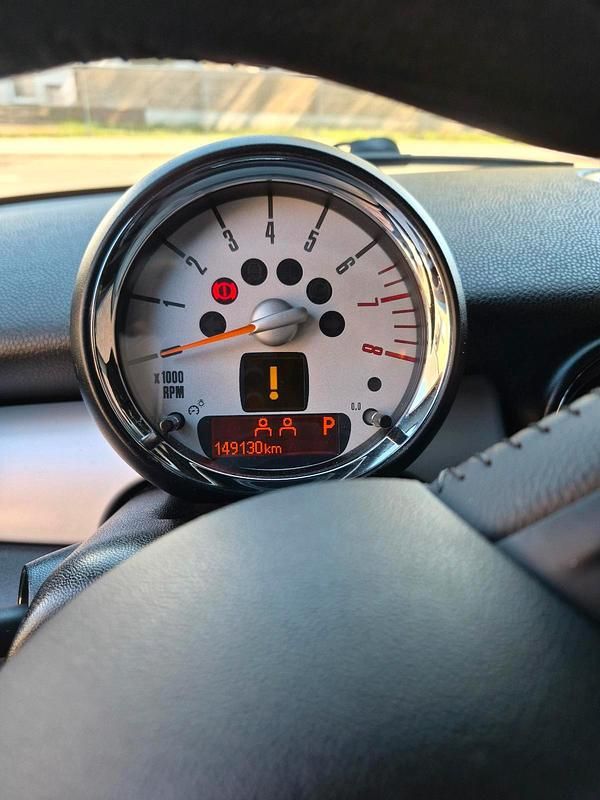 Gebraucht Mini ONE 98 PS (72 kW) 2011 Braun Kleinwagen