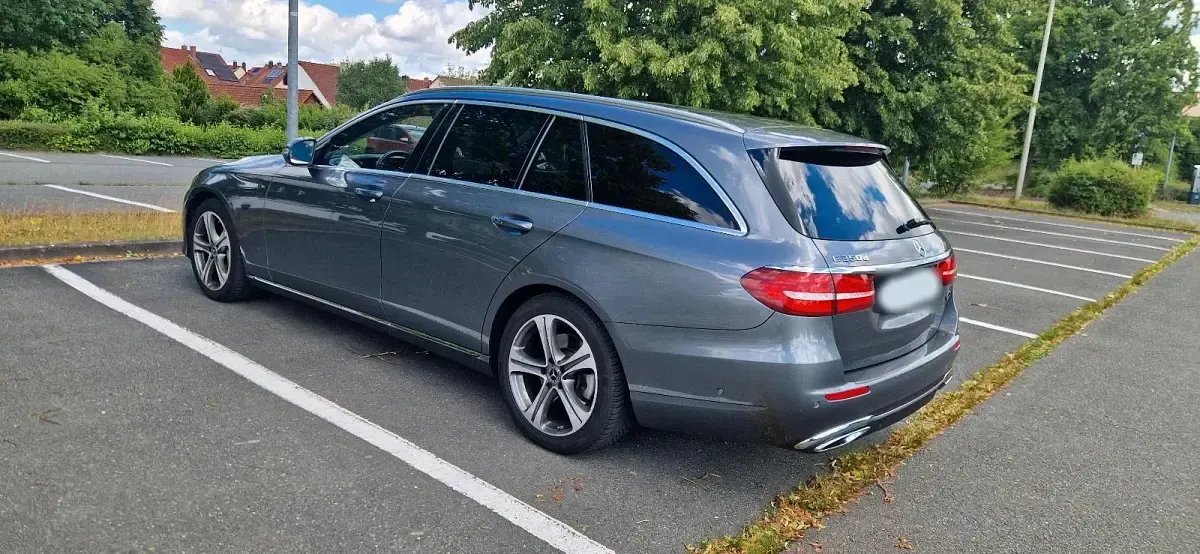 Gebraucht Mercedes E350 258 PS (189 kW) 2017 Grau Kombi