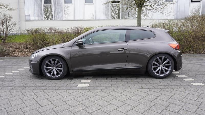 Gebraucht VW Scirocco 179 PS (131 kW) 2015 Braun Coupé