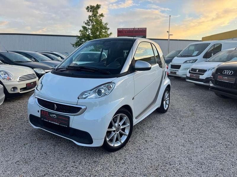 Tridionsicherheitszelle sil Gebraucht 2012 Smart ForTwo Coupé Kleinwagen | 5.350 € (Fairer Preis) - Bild 1/4