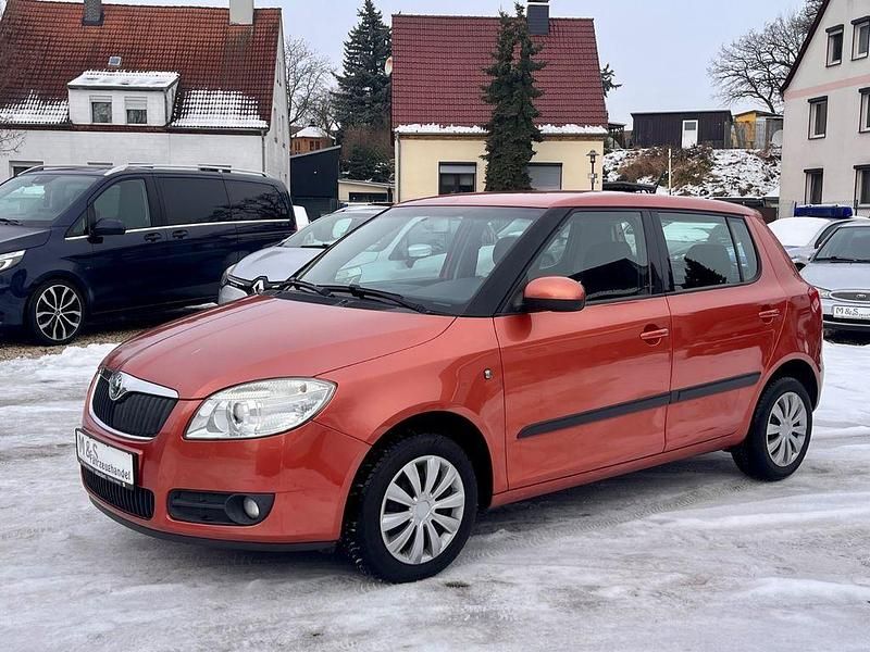 Orange Gebraucht 2008 Skoda Fabia Elegance Limousine | 3.490 € (Fairer Preis) - Bild 1/4
