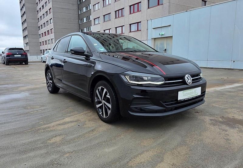 Gebraucht VW Polo Beats 95 PS (69 kW) 2017 Schwarz Kleinwagen
