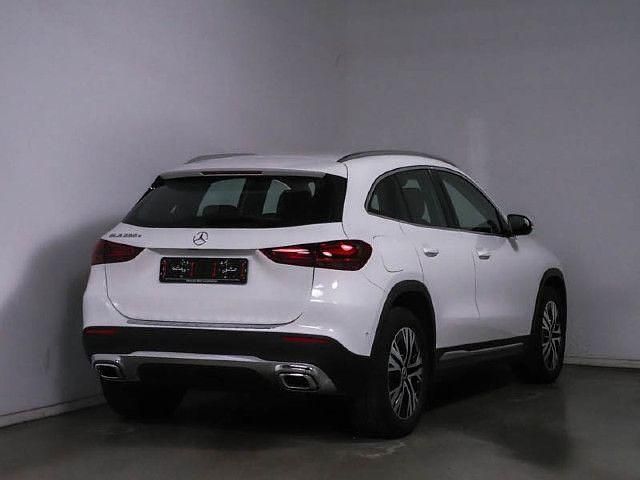 Gebraucht 2024 Mercedes GLA250 SUV | 39.790 € (Guter Preis) - Bild 1/4