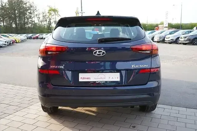 Gebraucht Hyundai Tucson Select 132 PS (97 kW) 2019 Blau SUV