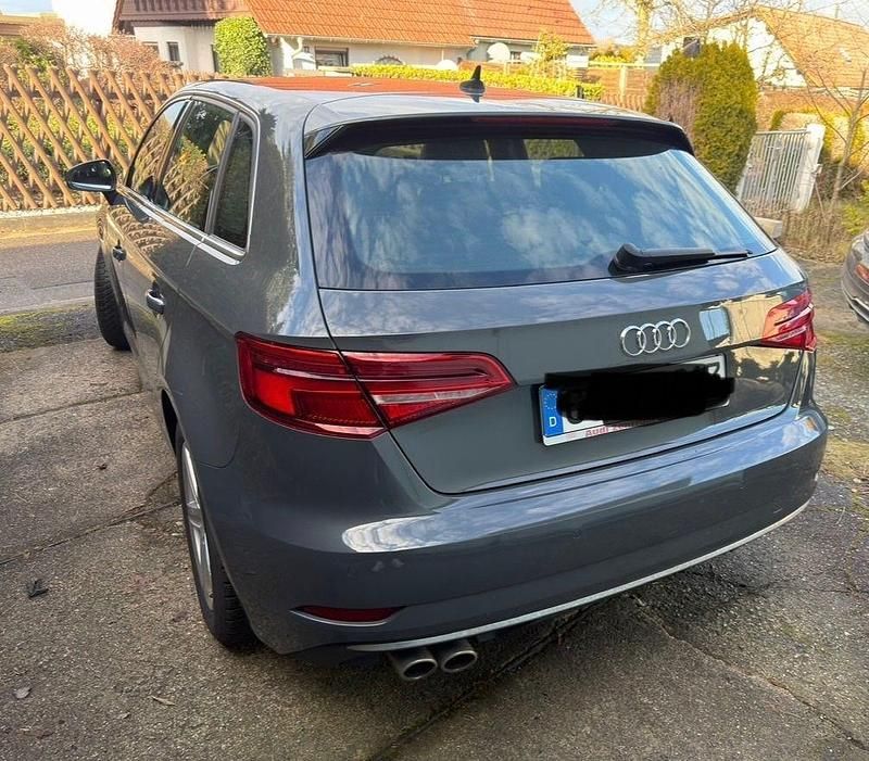 Używany Audi A3 Design 150 KM (110 kW) 2019 Szary Sedan/Limuzyna