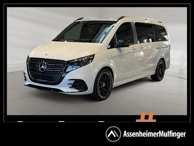 Weiß Gebraucht 2024 Mercedes V220 AMG Van / Kleinbus | 63.089 € (Teuer) - Bild 1/4