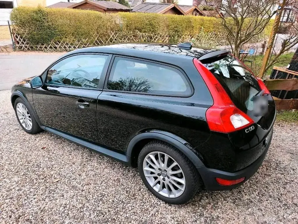 Używany Volvo C30 101 KM (74 kW) 2009 Czarny Hatchback