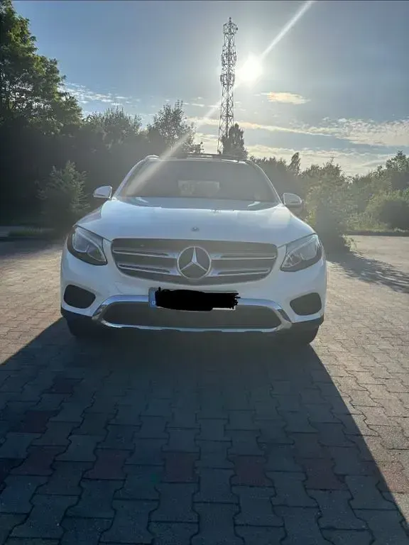 Gebraucht Mercedes GLC220 170 PS (125 kW) 2018 Weiß SUV
