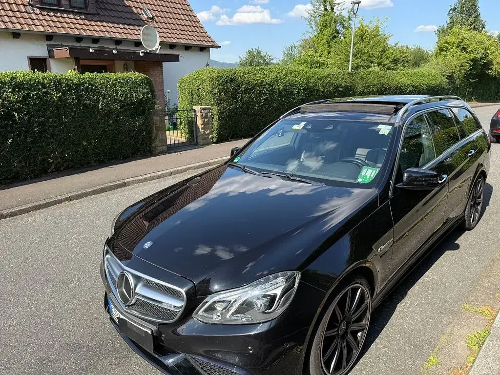 Gebraucht Mercedes E63 AMG AMG 557 PS (409 kW) 2014 Schwarz Limousine