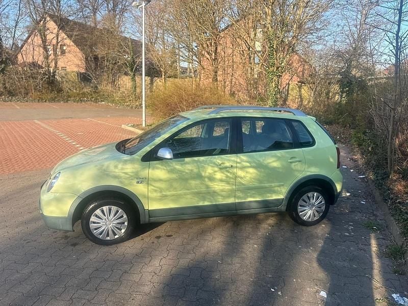 Gebraucht VW Polo Cross 75 PS (55 kW) 2004 Gelb Kleinwagen