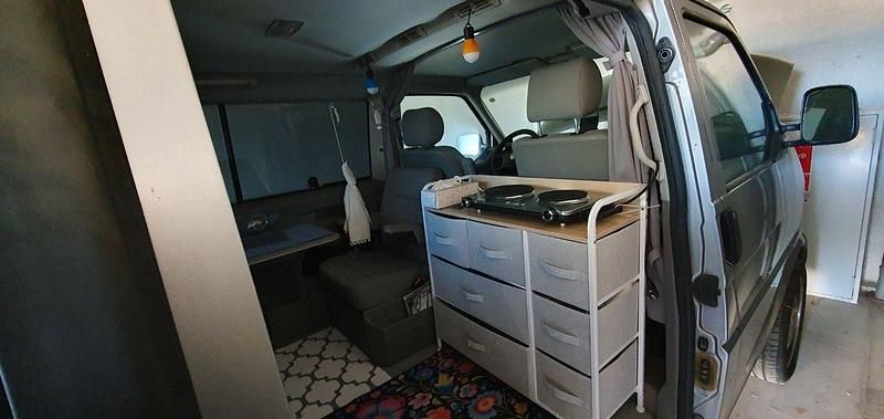 Second-hand VW T4 102 CP (75 kW) 1998 Gri Van