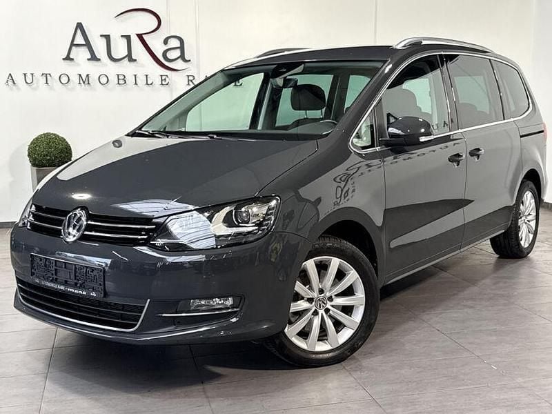 Uranograu Gebraucht 2022 VW Sharan Highline Van / Kleinbus | 30.749 € (Fairer Preis) - Bild 1/4