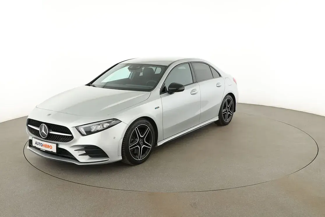 Używany Mercedes A250 AMG line 218 KM (160 kW) 2021 Sedan/Limuzyna