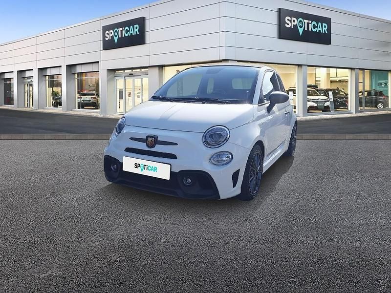 Weiß Gebraucht 2024 Abarth 500 Kleinwagen | 33.980 € (Teuer) - Bild 1/3