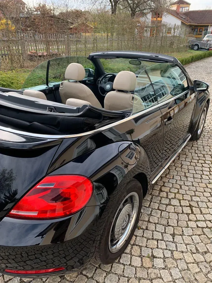 Gebraucht VW Beetle S 105 PS (77 kW) 2014 Schwarz Kleinwagen