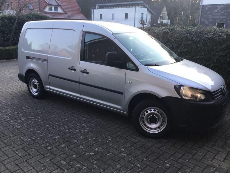 Gebraucht VW Caddy Maxi 102 PS (75 kW) 2014 Silber Van / Kleinbus