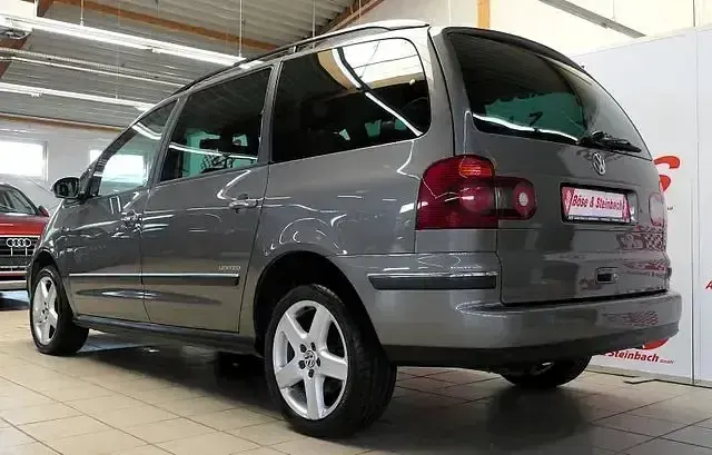 Gebraucht VW Sharan United 150 PS (110 kW) 2008 Grau Van / Kleinbus