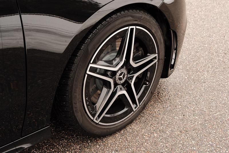 Gebraucht Mercedes CLA250 AMG line 224 PS (164 kW) 2020 Schwarz Limousine