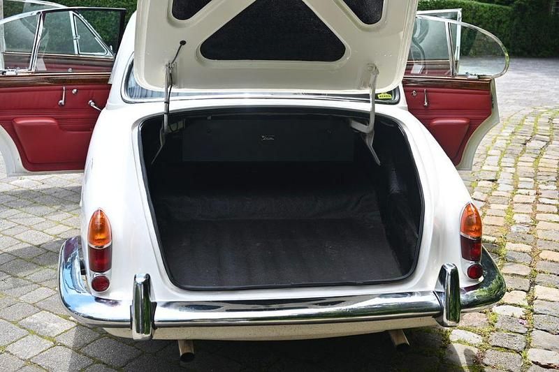 Gebraucht Jaguar S-Type S 224 PS (164 kW) 1967 Weiß Limousine