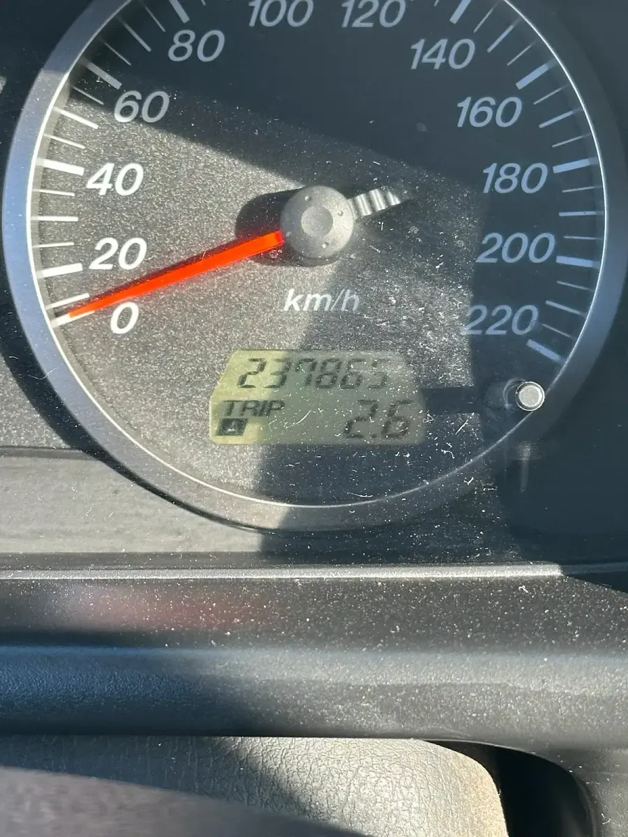 Gebraucht Mazda 2 80 PS (58 kW) 2003 Grau Kleinwagen