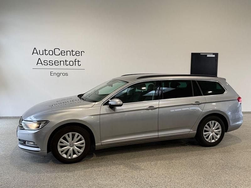 Gebraucht VW Passat 150 PS (110 kW) 2018 Silber Kombi