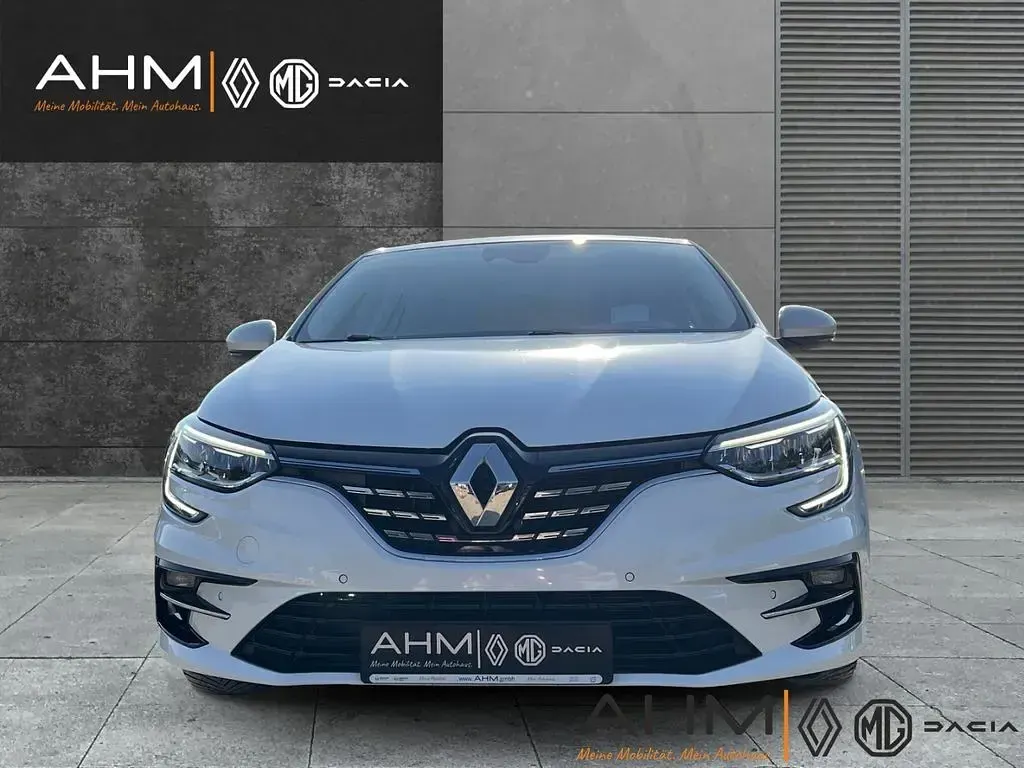Gebraucht Renault Mégane Intens 158 PS (116 kW) 2021 Weiß Limousine