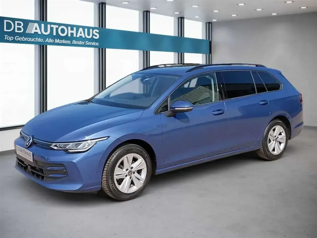 Gebraucht VW Golf VIII Life 150 PS (110 kW) 2025 Kombi
