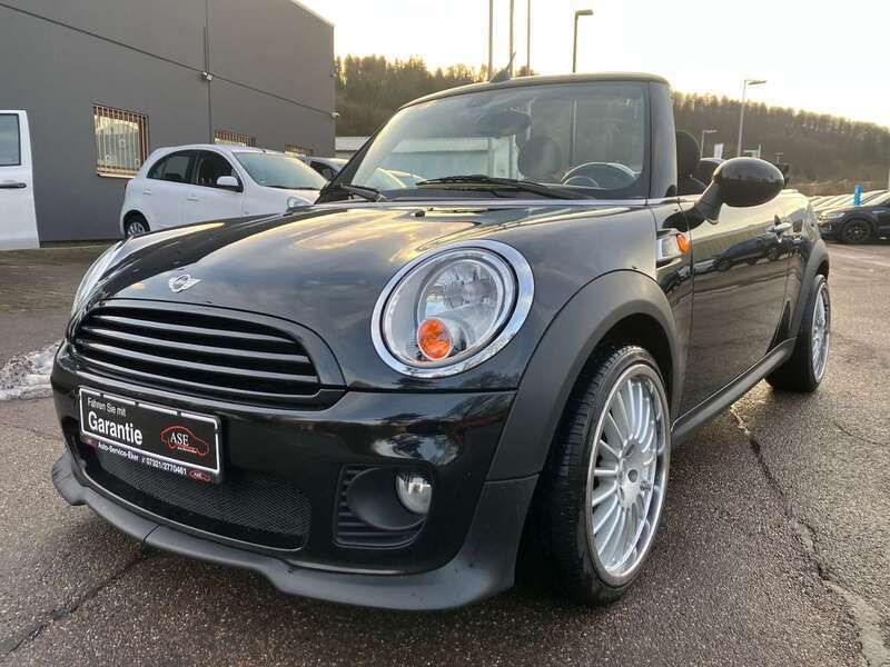 Midnight black metallic Gebraucht 2010 Mini One Cabriolet Cabrio | 5.890 € (Fairer Preis) - Bild 1/4