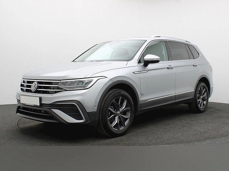 Silber Gebraucht 2023 VW ID.7 Limousine | 39.589 € (Guter Preis) - Bild 1/4