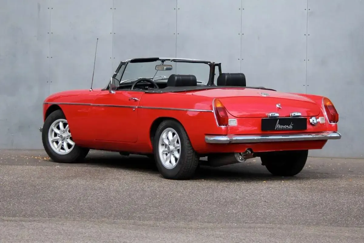 Gebraucht MG B 95 PS (69 kW) 1972 Flame red Cabrio