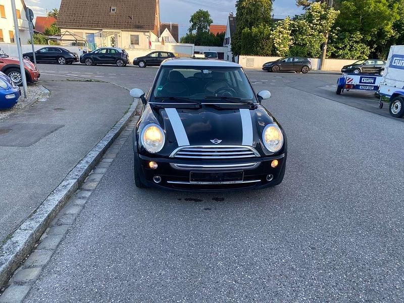 Gebraucht Mini Cooper 116 PS (85 kW) 2005 Schwarz 2 Kleinwagen