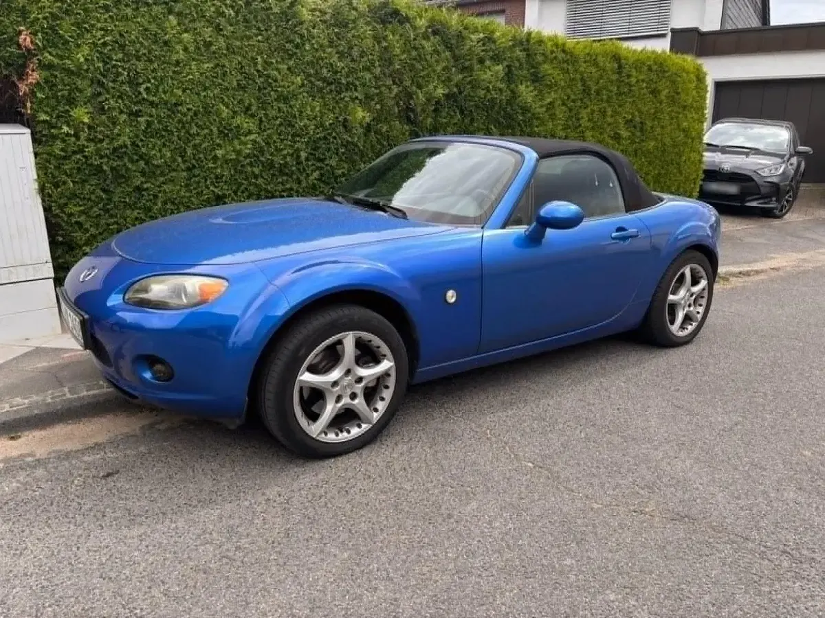 Gebraucht Mazda MX5 126 PS (92 kW) 2007 Blau Cabrio