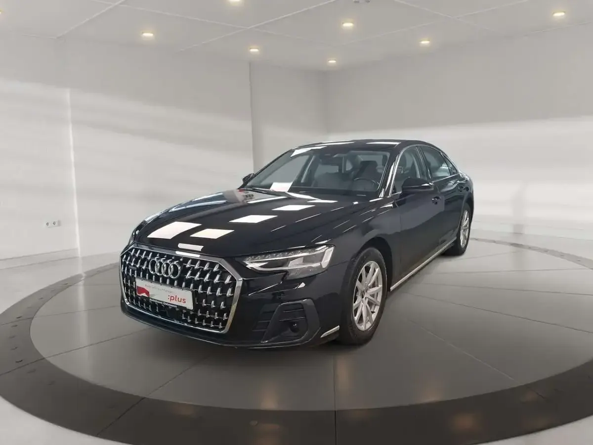 Gebraucht Audi A8 Ambiente 286 PS (210 kW) 2023 Brillantschwarz Limousine