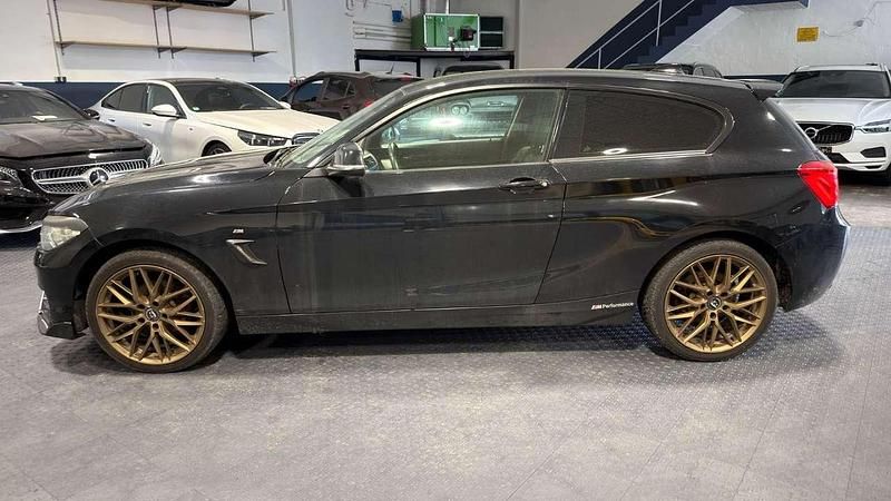 Gebraucht BMW 118 Coupé Advantage 136 PS (100 kW) 2018 Schwarz Coupé