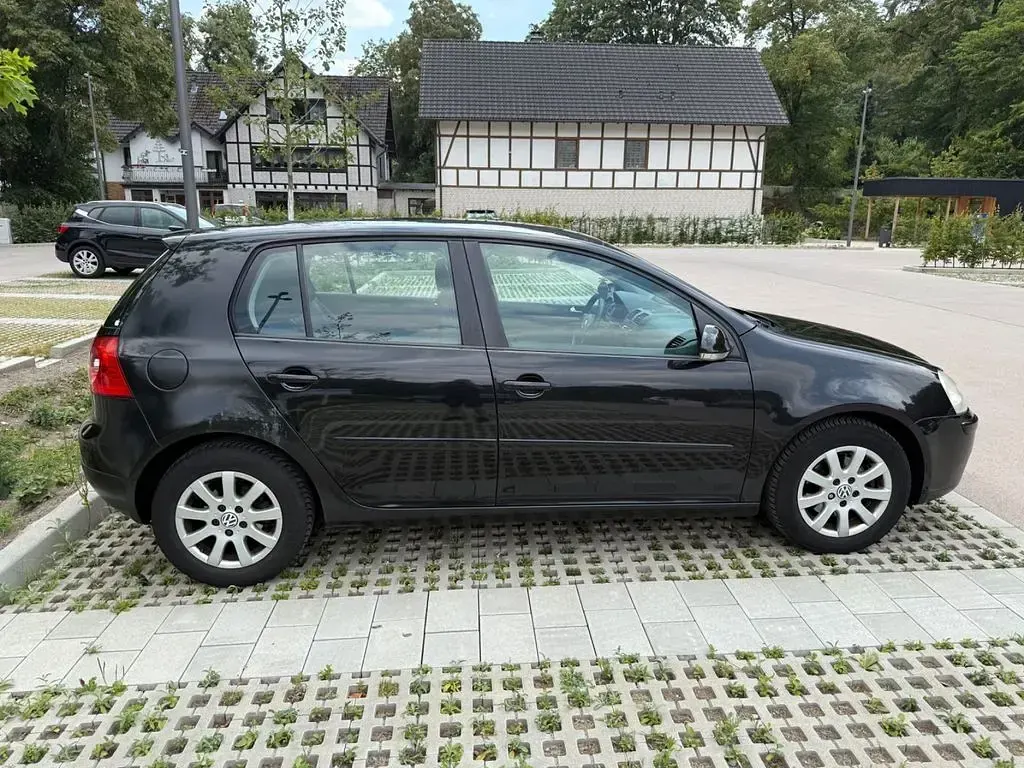 Gebraucht VW Golf IV Comfortline 102 PS (75 kW) 2005 Schwarz Limousine