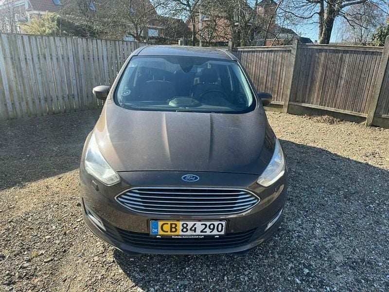 Gebraucht Ford Grand C-Max Titanium 150 PS (110 kW) 2016 Braun Van / Kleinbus
