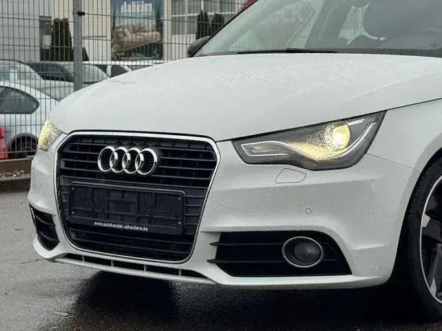 Gebraucht Audi A1 Sportback Ambition 143 PS (105 kW) 2014 Schwarz Kleinwagen