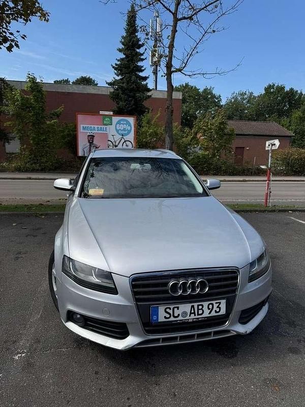 Gebraucht Audi A4 143 PS (105 kW) 2010 Grau Kombi