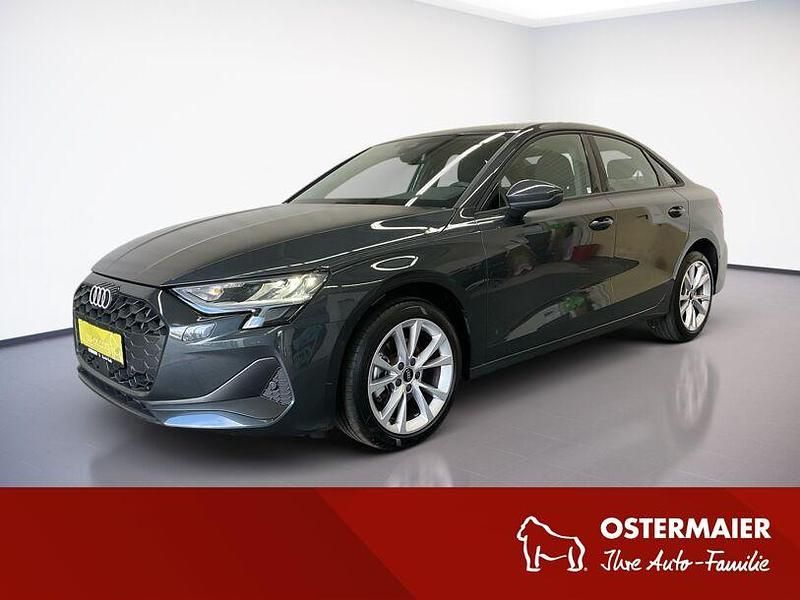 Grau Gebraucht 2024 Audi A3 Ambiente Limousine | 32.870 € (Fairer Preis) - Bild 1/4