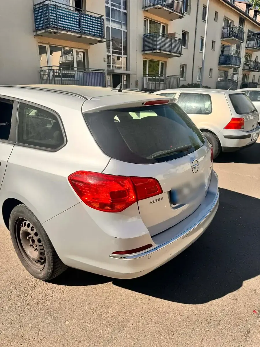 Używany Opel Astra 100 KM (73 kW) 2014 Szary Kombi